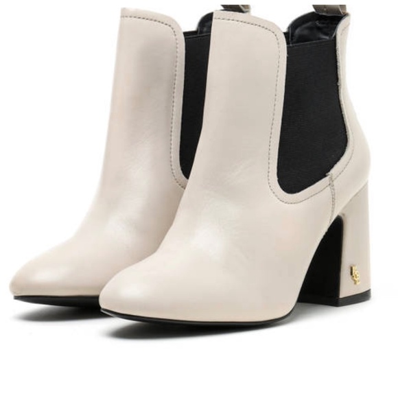 KURT GEIGER London Genuine Leather Heeled Cream Raylan Ankle Boot US Sz 9.5 - Picture 1 of 14